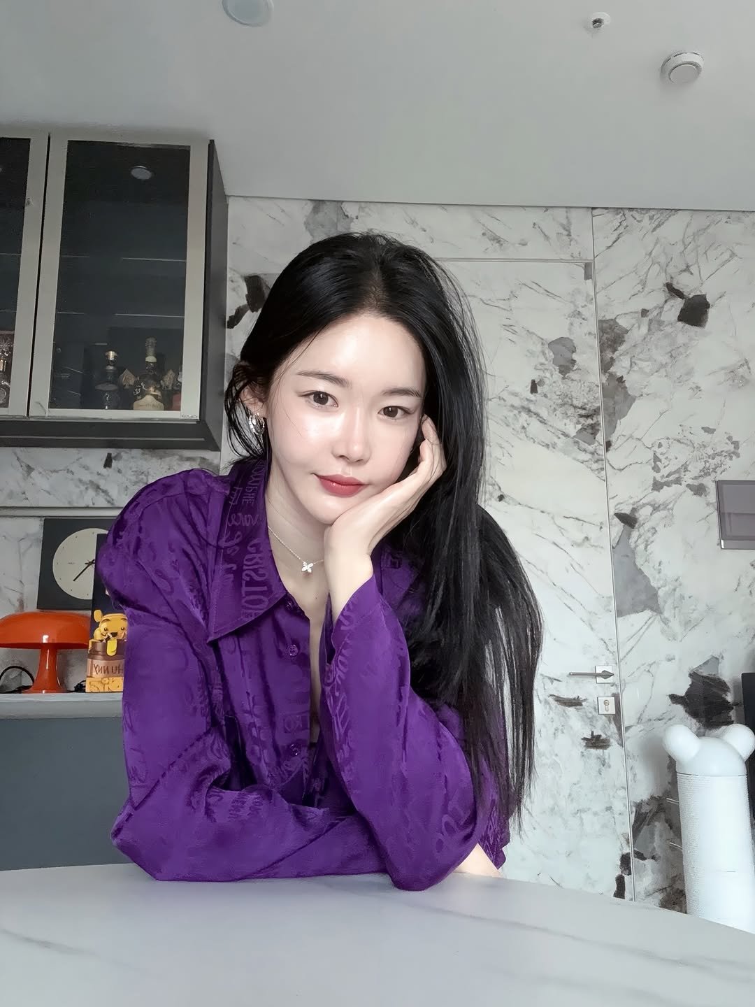 pepe_way 게시물 이미지: 💜ㅋㅋ사복 일욜 ~~~
오오티디???ㅋㅋ..👀