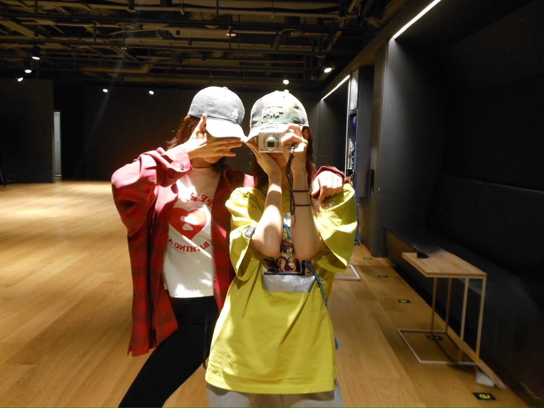 pharita.babymonster 게시물 이미지: Ketchup riri & mustard ruru