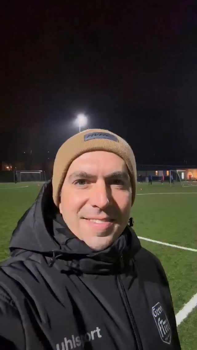 philipplahm 게시물 이미지: Glückwunsch von der FT Gern nach Frankfurt!...