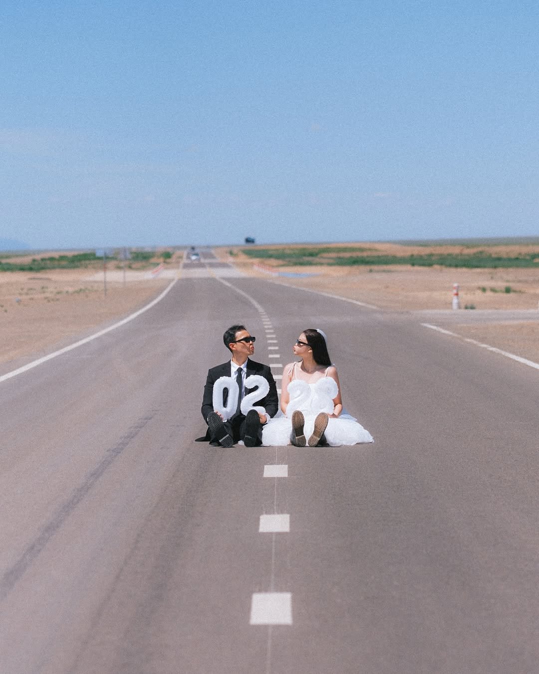 Photo shared by 이선우 on July 26, 2025 tagging @so_zr_, @choi_max_, and @wedding_o.seono0. May be an image of 2 people, road, wedding and text.