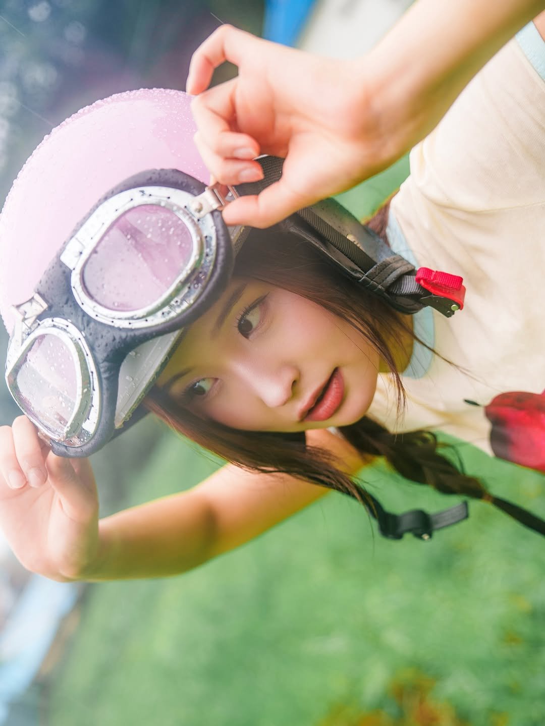 Photo shared by 이선우 on August 08, 2025 tagging @mye_yun. May be an image of 1 person, gas mask, wetsuit, helmet, glasses, pool, outdoors and text.