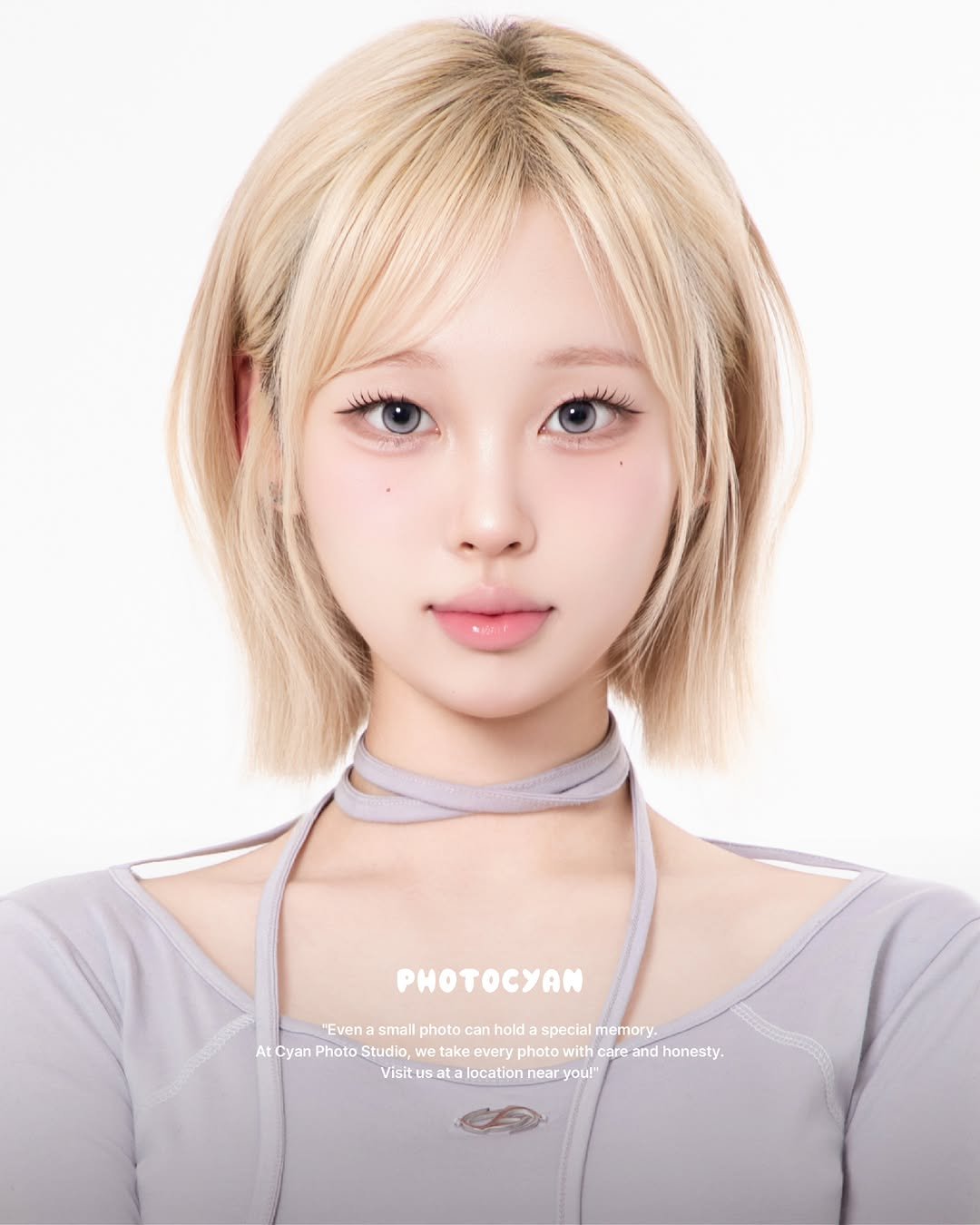 Photo by 시안사진관 [증명사진,프로필] on December 04, 2025. May be a closeup of one or more people, hair and text.