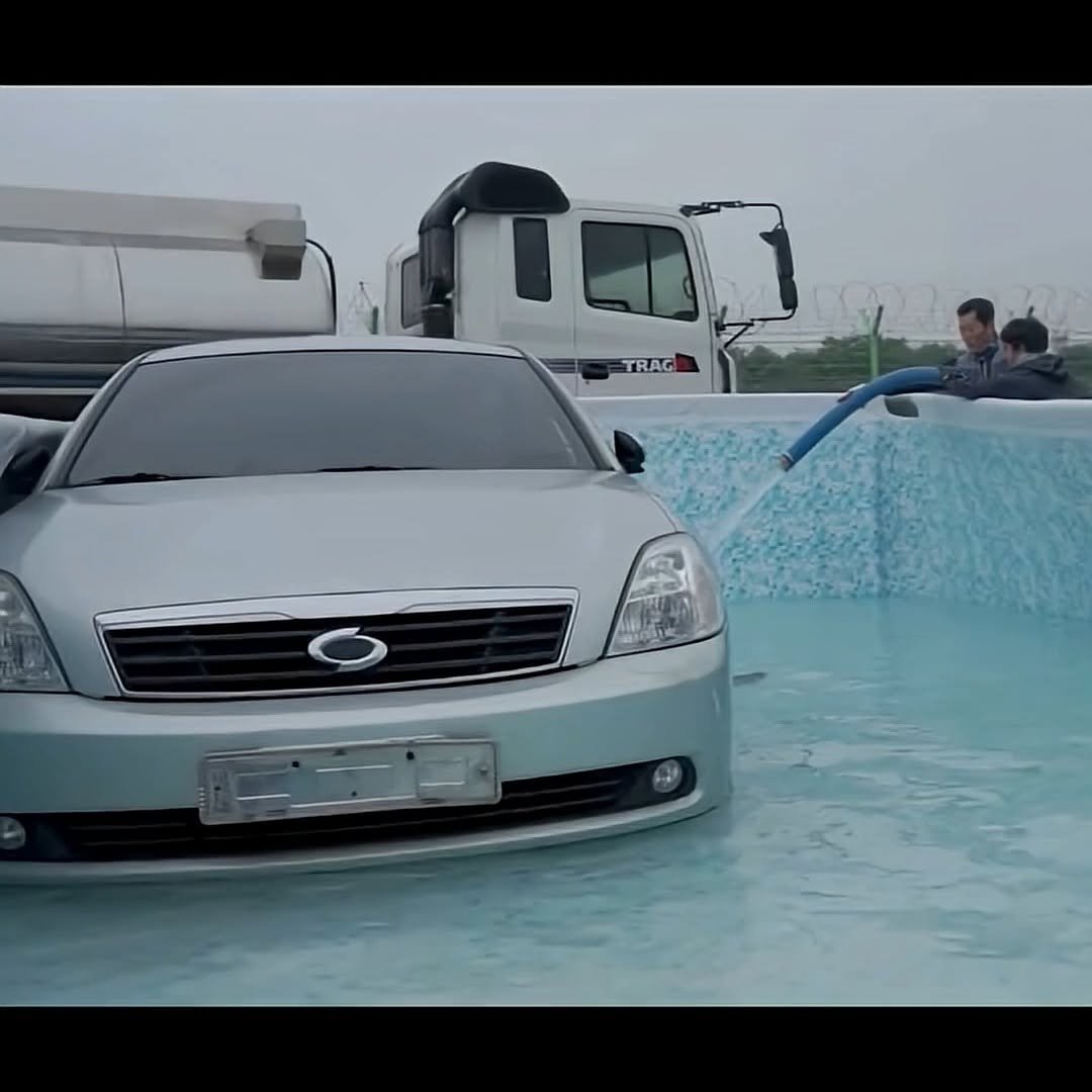 pickplus 게시물 이미지: 물웅덩이를 함부로 지나가면 안되는 이유

#픽플러스 #중고차는픽플러스 #중고차...