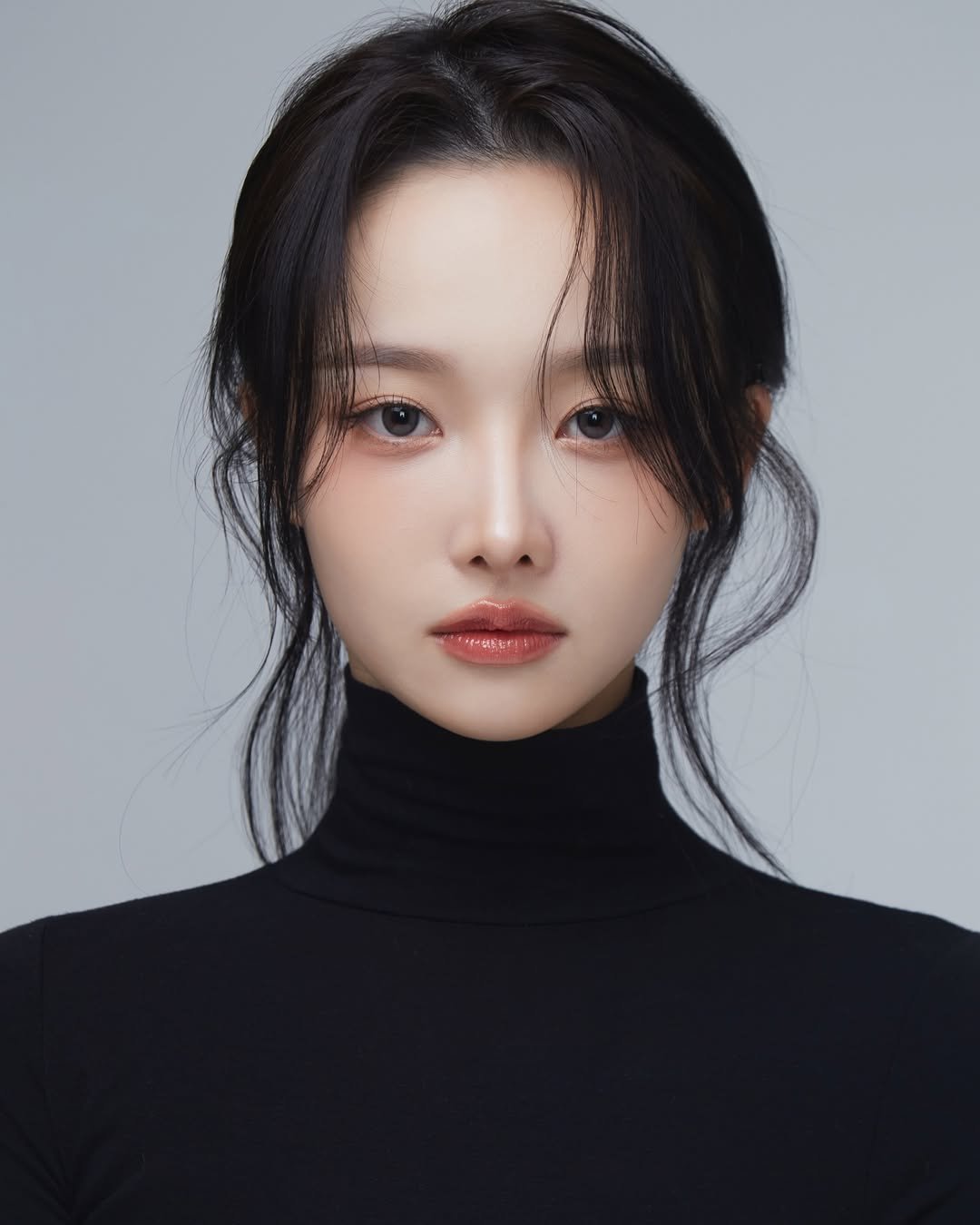 Photo shared by 피다스튜디오 프로필사진 배우프로필 연주자프로필 개인프로필 on January 20, 2025 tagging @pidastudio_official.