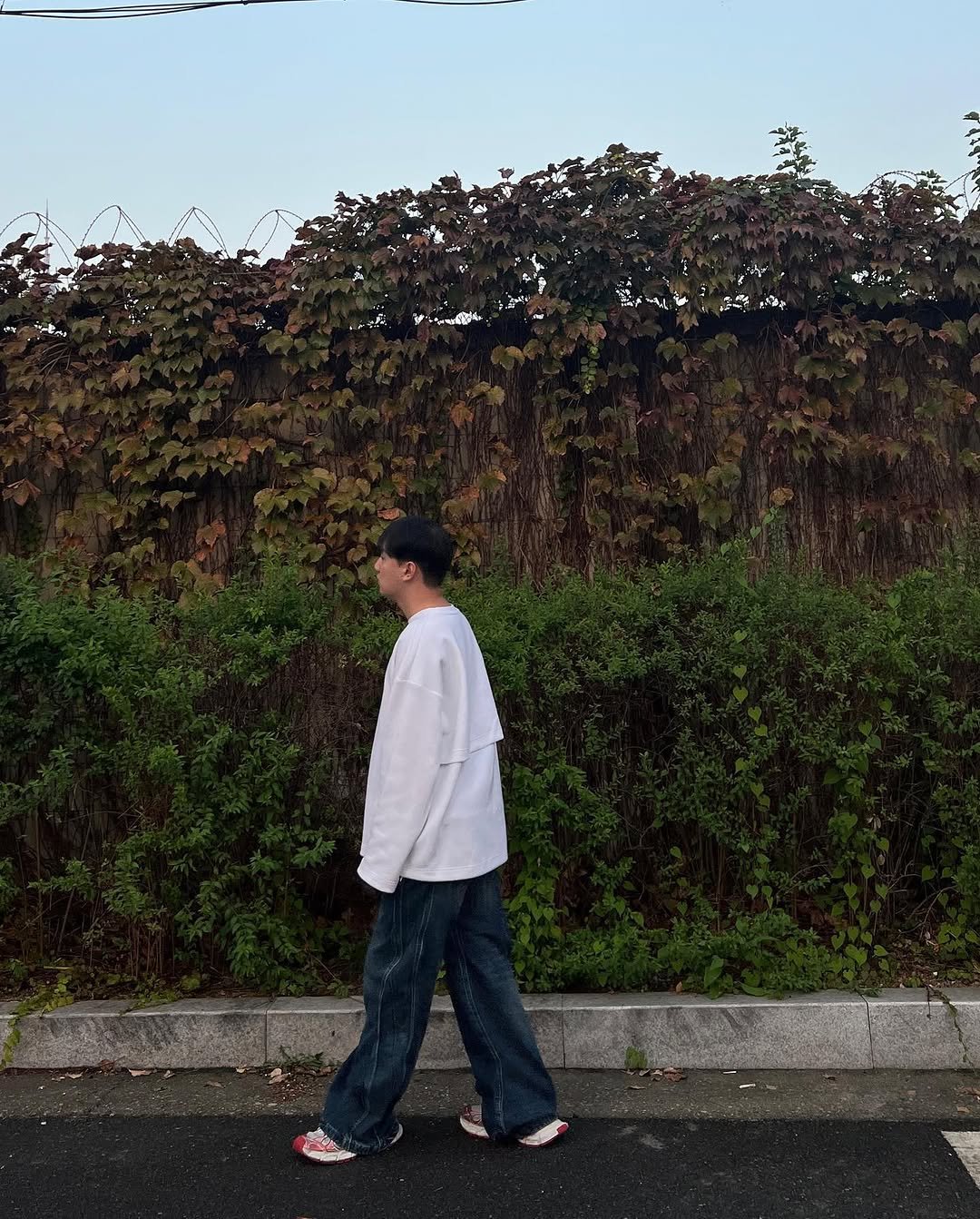 piece.de 게시물 이미지: 롱슬리브 입기 좋은 날씨