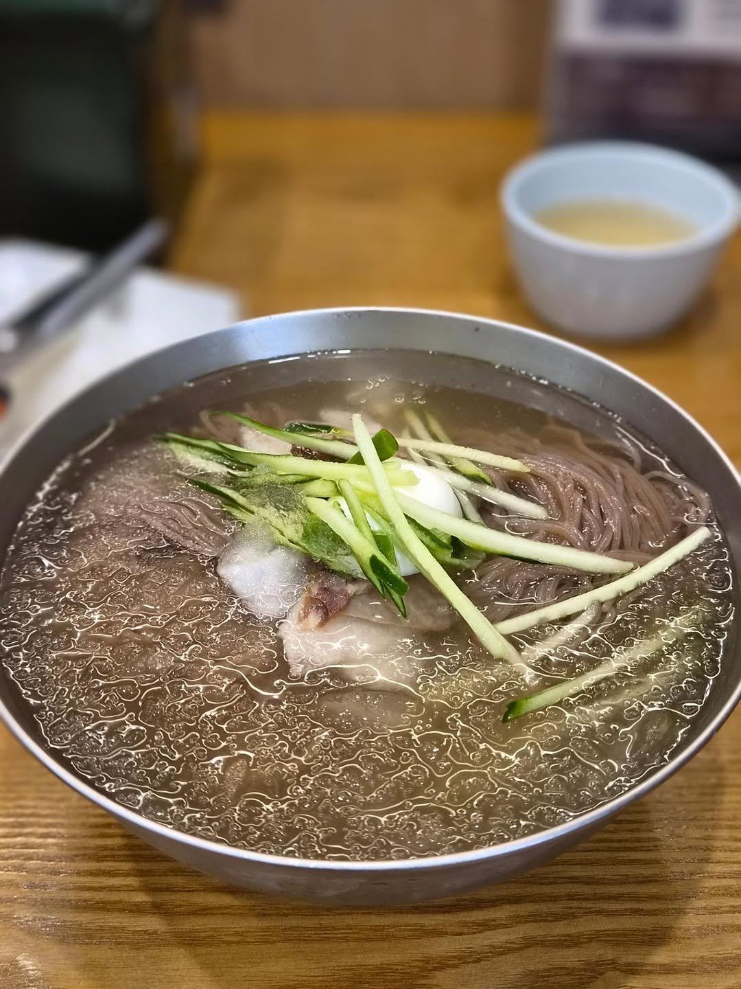 pigram_00 게시물 이미지: 대전 백년가게 #사리원면옥
곱빼기 15.

간이 안된 동치미 맛이 났다....?...