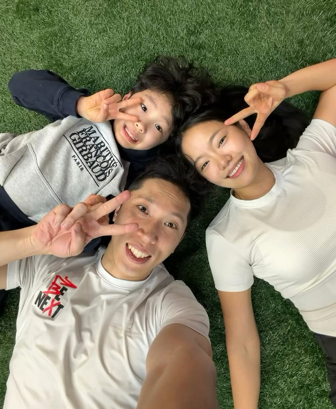 Photo shared by 흥둥이홈트_뇽쌤 윤원형 🇰🇷 on February 13, 2026 tagging @forme_training_. May be an image of soccer, football, grass, stadium and text.