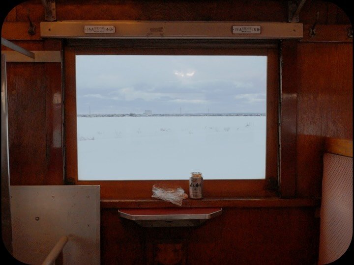 pillter_ 게시물 이미지: ☁️
추억과 낭만을 가득 싣고 달렸던 설국열차 안에서.

📍Aomori, Japan🇯🇵