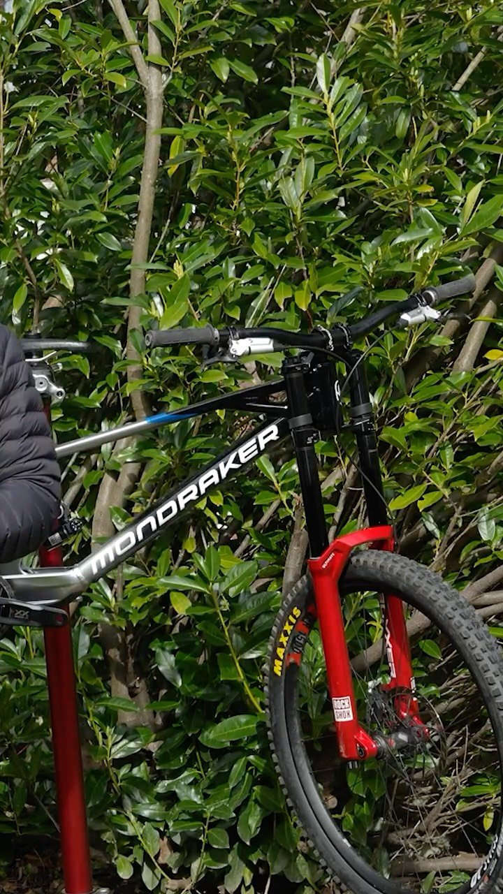 pinkbike 게시물 이미지: At the tail end of last year’s World Cup DH...