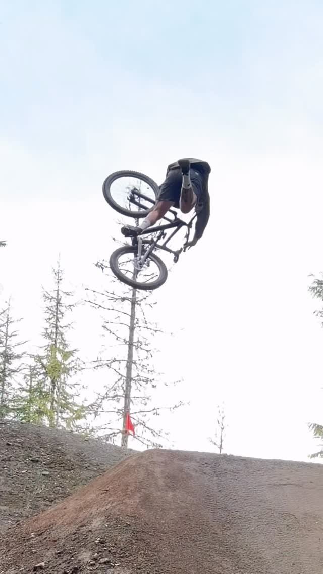 pinkbike 게시물 이미지: Status 24” 
@iamspecialized_mtb