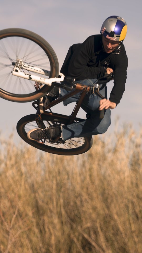 pinkbike 게시물 이미지: Park daze with Jaxson Riddle! Enjoy!...