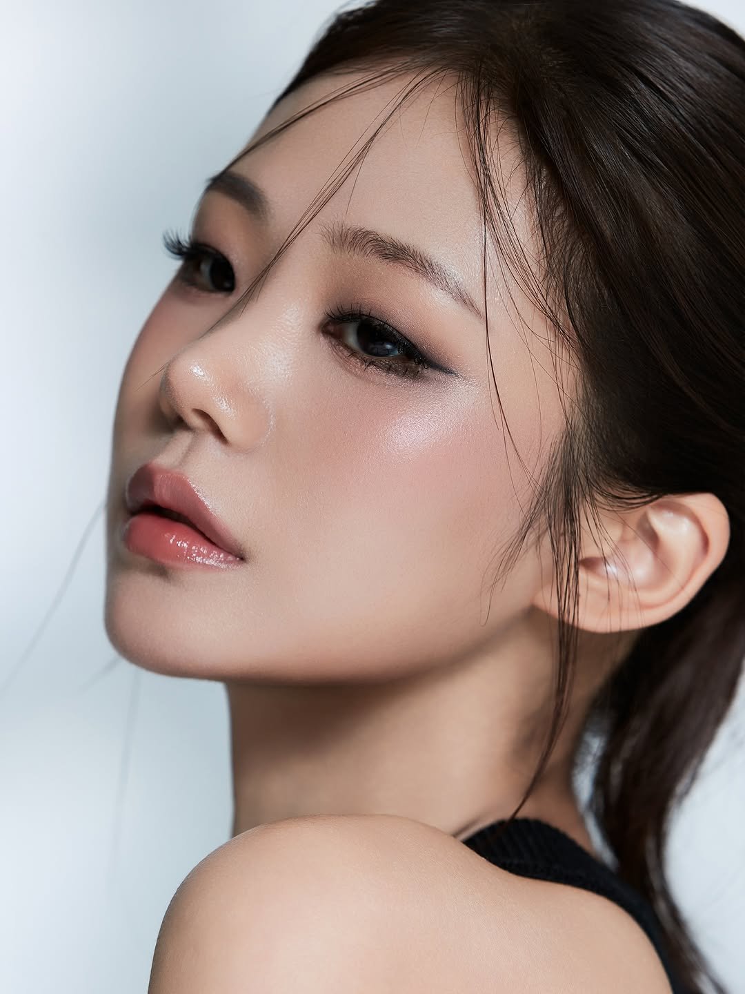 Photo by 천미경 on September 28, 2025. May be an image of 1 person and braids.
