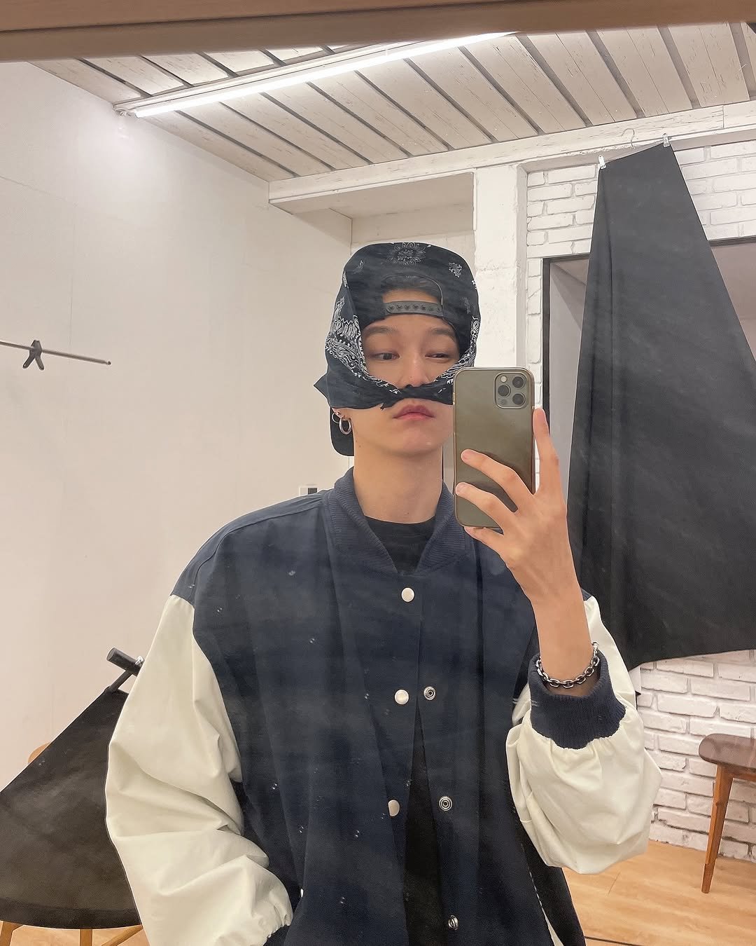 pisxseo 게시물 이미지: 도이가 준 반다나
왜줬는지 알겠다. 개작음