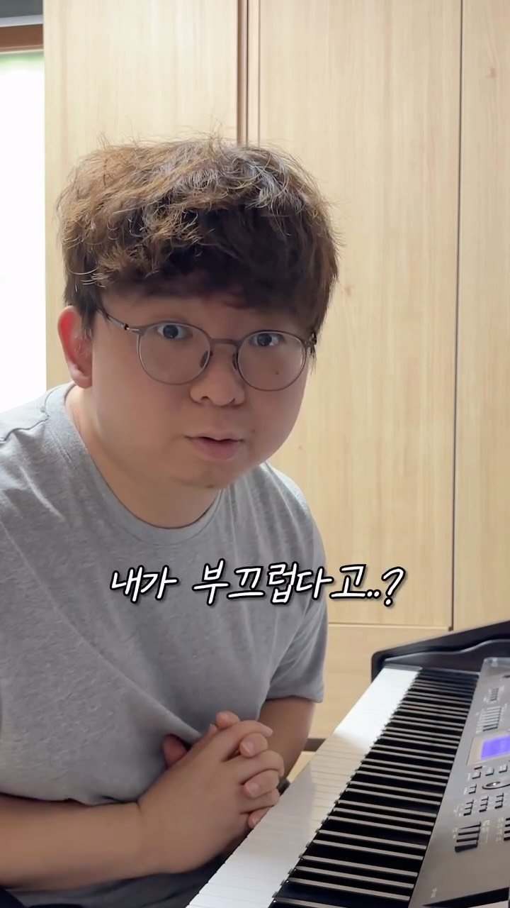 pitcheunwoo 게시물 이미지: #광고 프로필사진

진단/피팅/스타일링/유지/내추럴 SNS프로필 촬영까지
모두 리얼미...