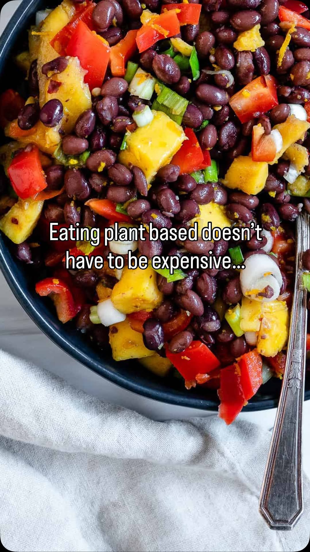 plantbasedonabudget 게시물 이미지: You don’t need fancy ingredients to eat...