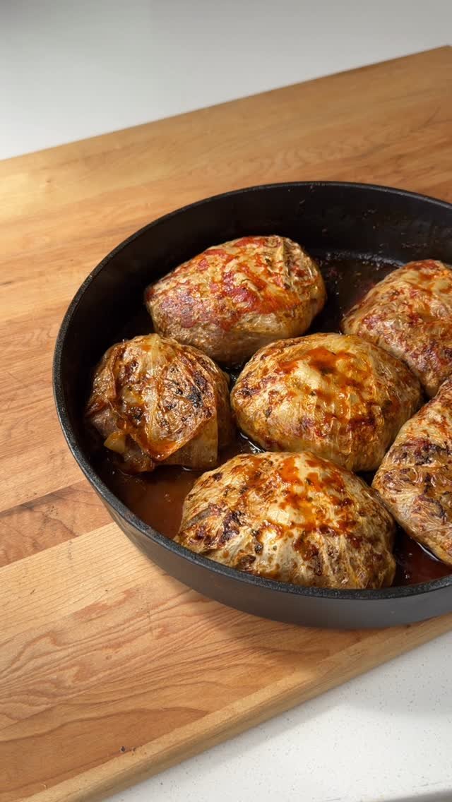 plantyou 게시물 이미지: vegan cabbage rolls inspired by @busezeynep...