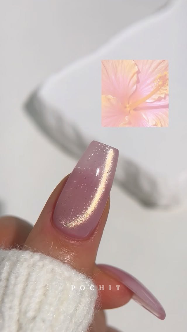 pochit_nail 게시물 이미지: Simple is the best ✨
내가 제일 좋아하는 심플하지만 예쁜 네일!...