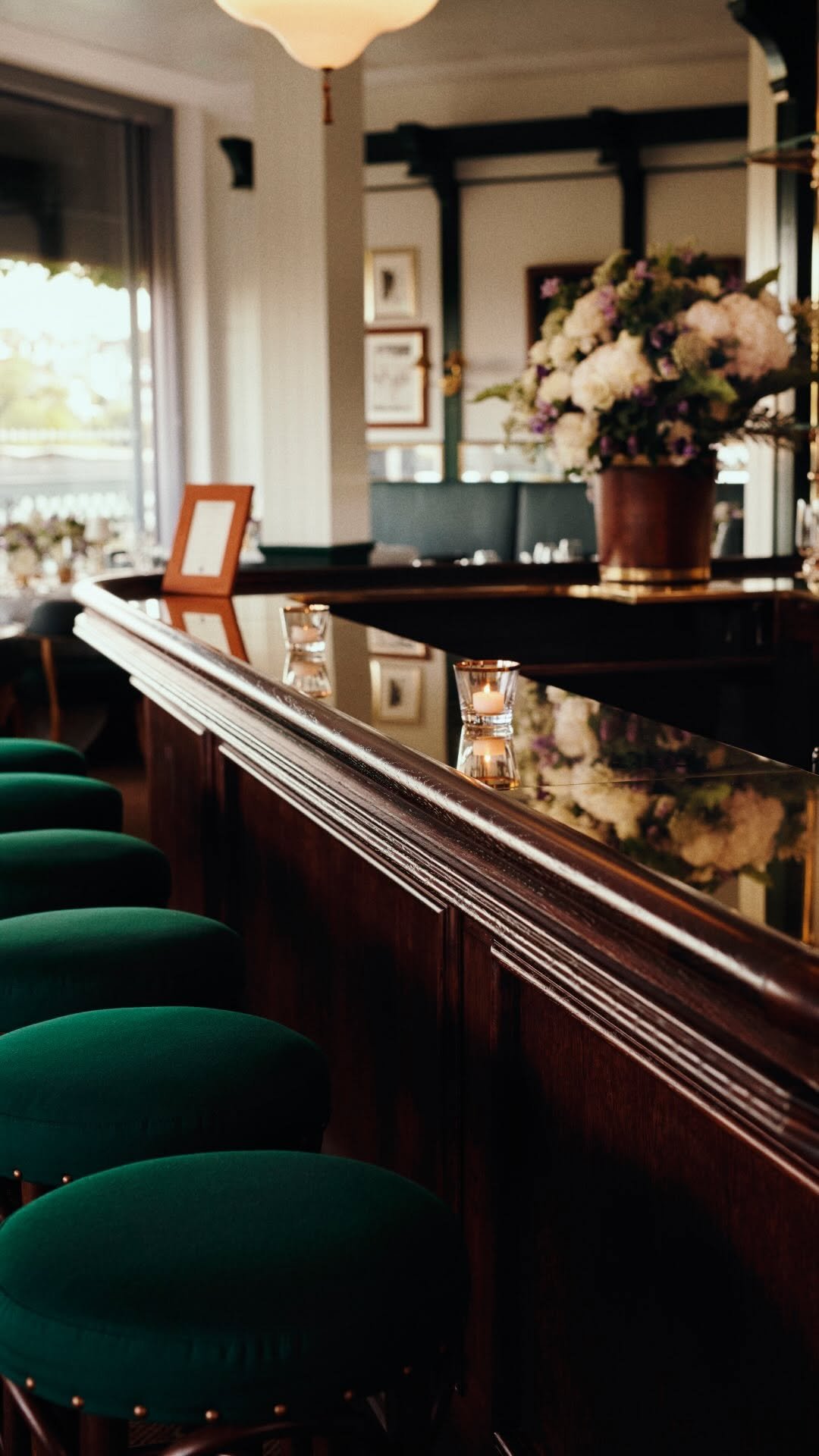 poloralphlauren 게시물 이미지: The Polo Bar by Ralph Lauren: Signature...