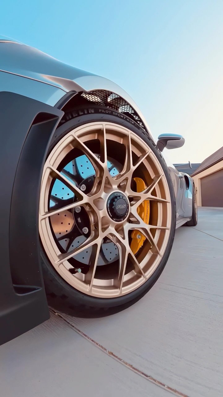 porsche 게시물 이미지: Steered in the right direction.
🎥 @mogt3rs...