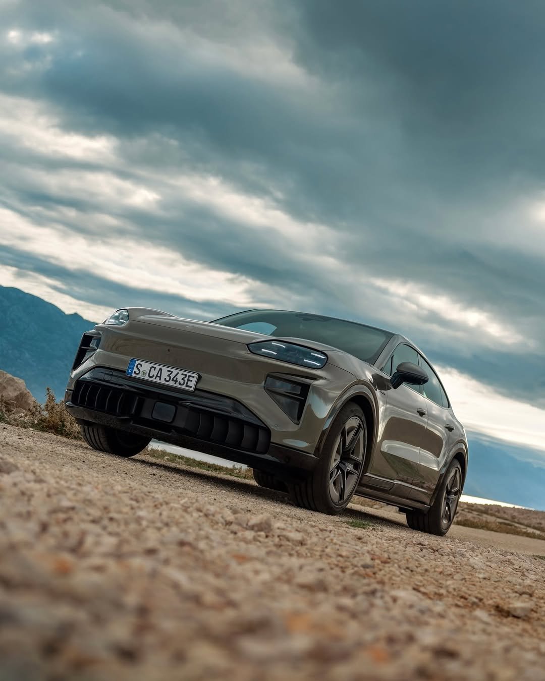 porsche_newsroom 게시물 이미지: “Precisely drawn lines, wide proportions and...