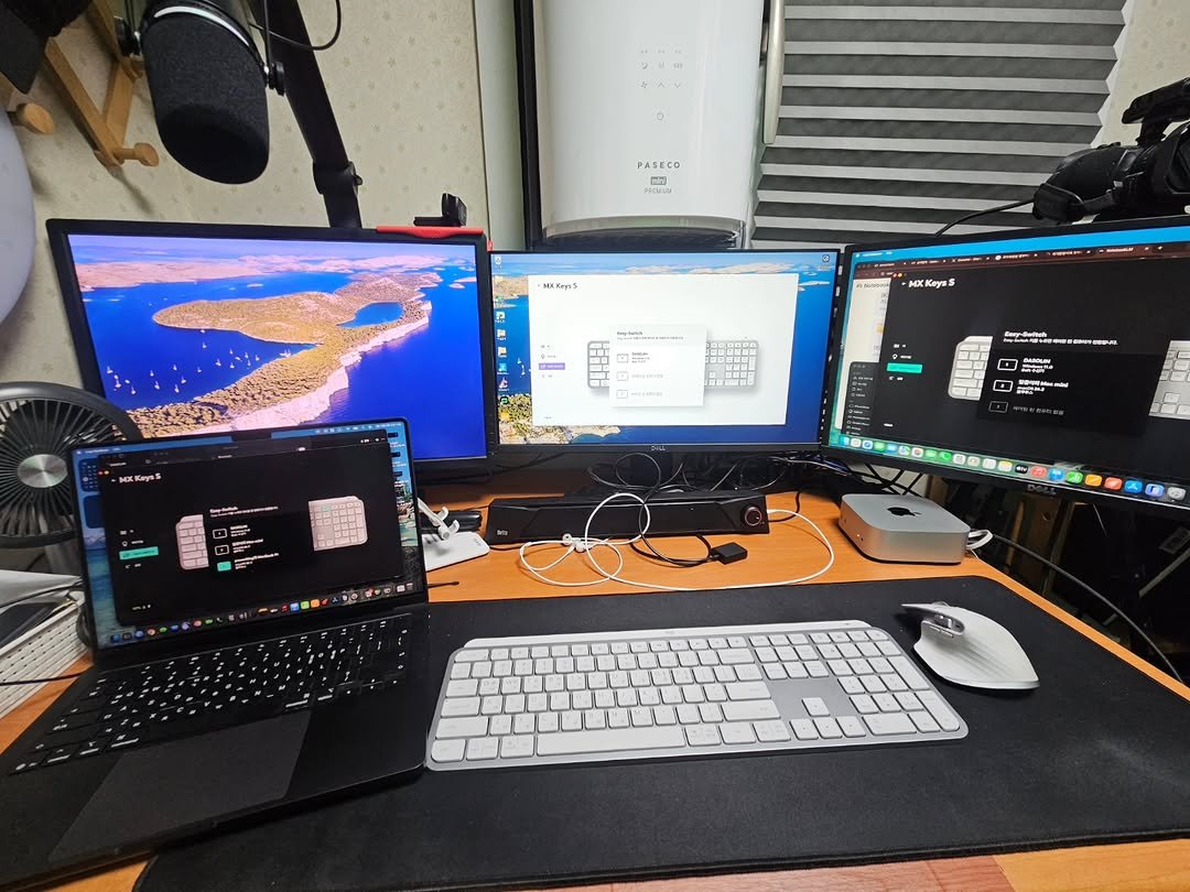 Photo by AI 겸임교수 이종범 on March 14, 2026. May be an image of screen, mouse pad, desk and text.