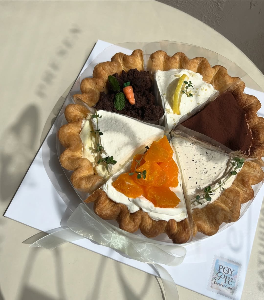 Photo by 동탄카페 POYPIE_포이파이 | 동탄디저트 동탄쿠키 동탄케이크 in 동탄신도시 with @poy_pie_shop. May be an image of cake, tart, pie and text.