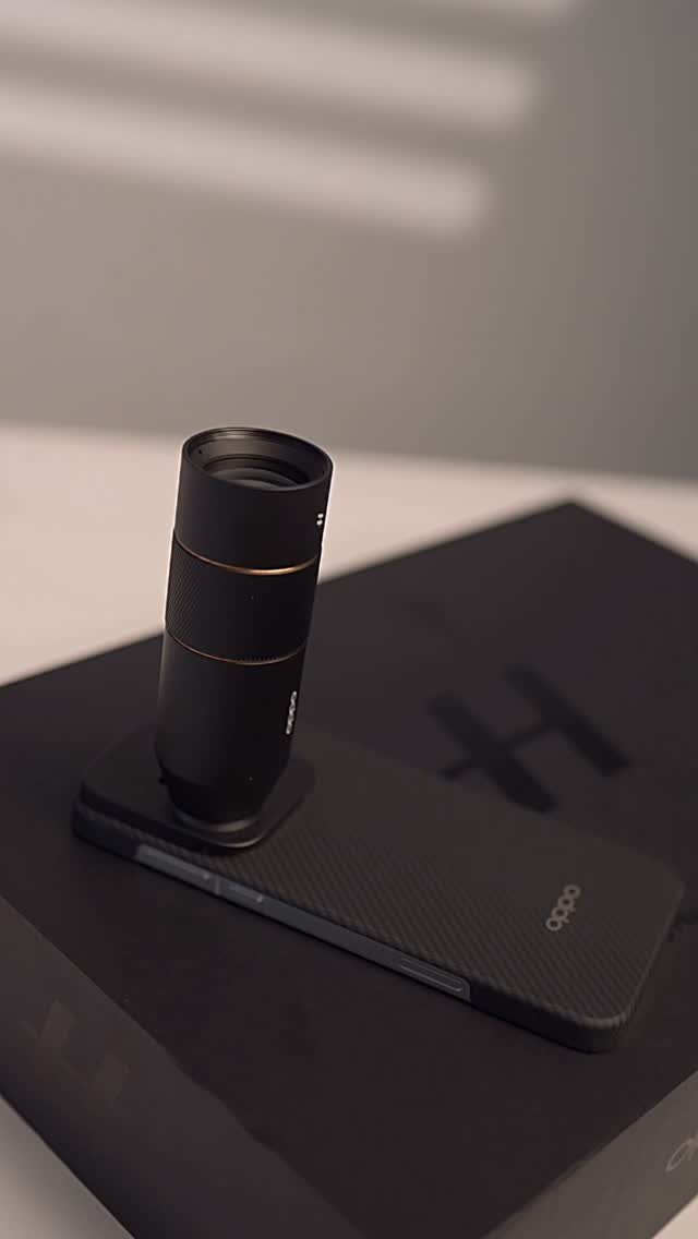 praveenbhat 게시물 이미지: Zoom dreams unlocked! 📸
Unboxing the OPPO Find...