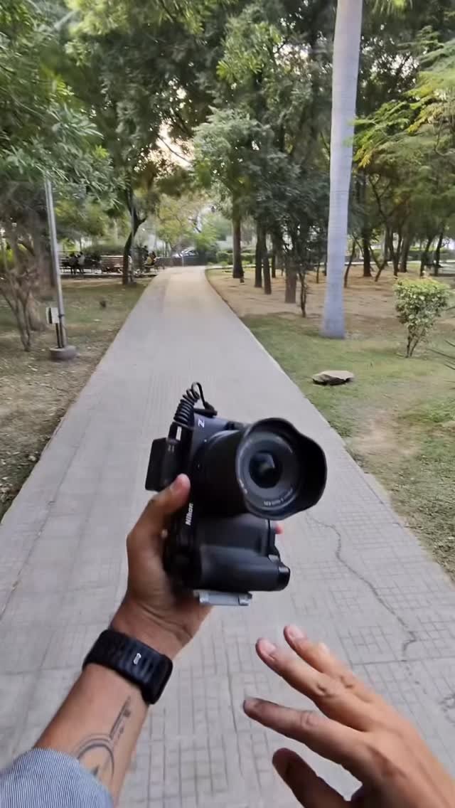 praveenbhat 게시물 이미지: Ultra-wide just got wilder. 🔥
Viltrox 9mm...