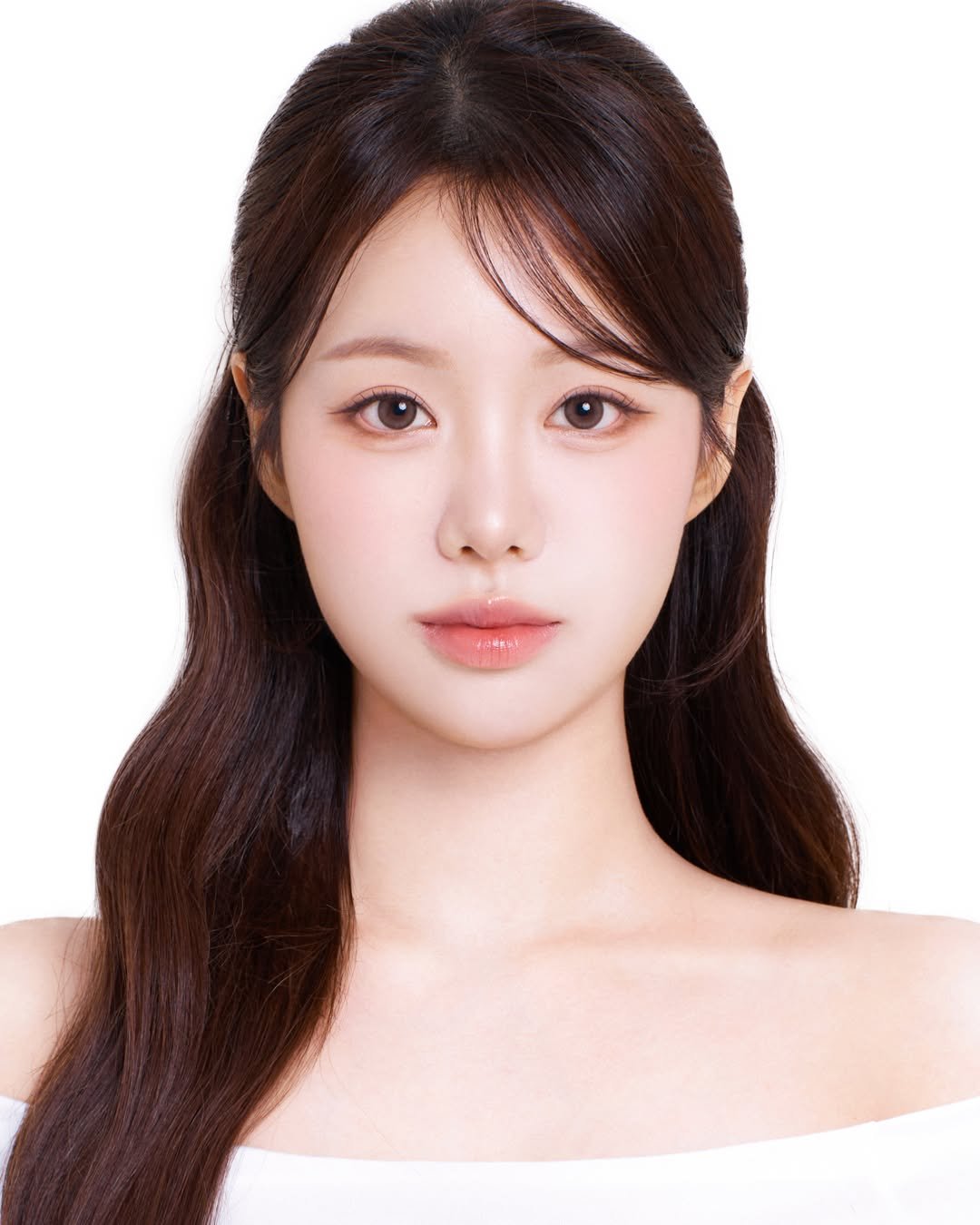 Photo shared by 프레피 스튜디오(압구정로데오사진관⋅서면사진관⋅증명사진) on January 03, 2025 tagging @preppy_studio.