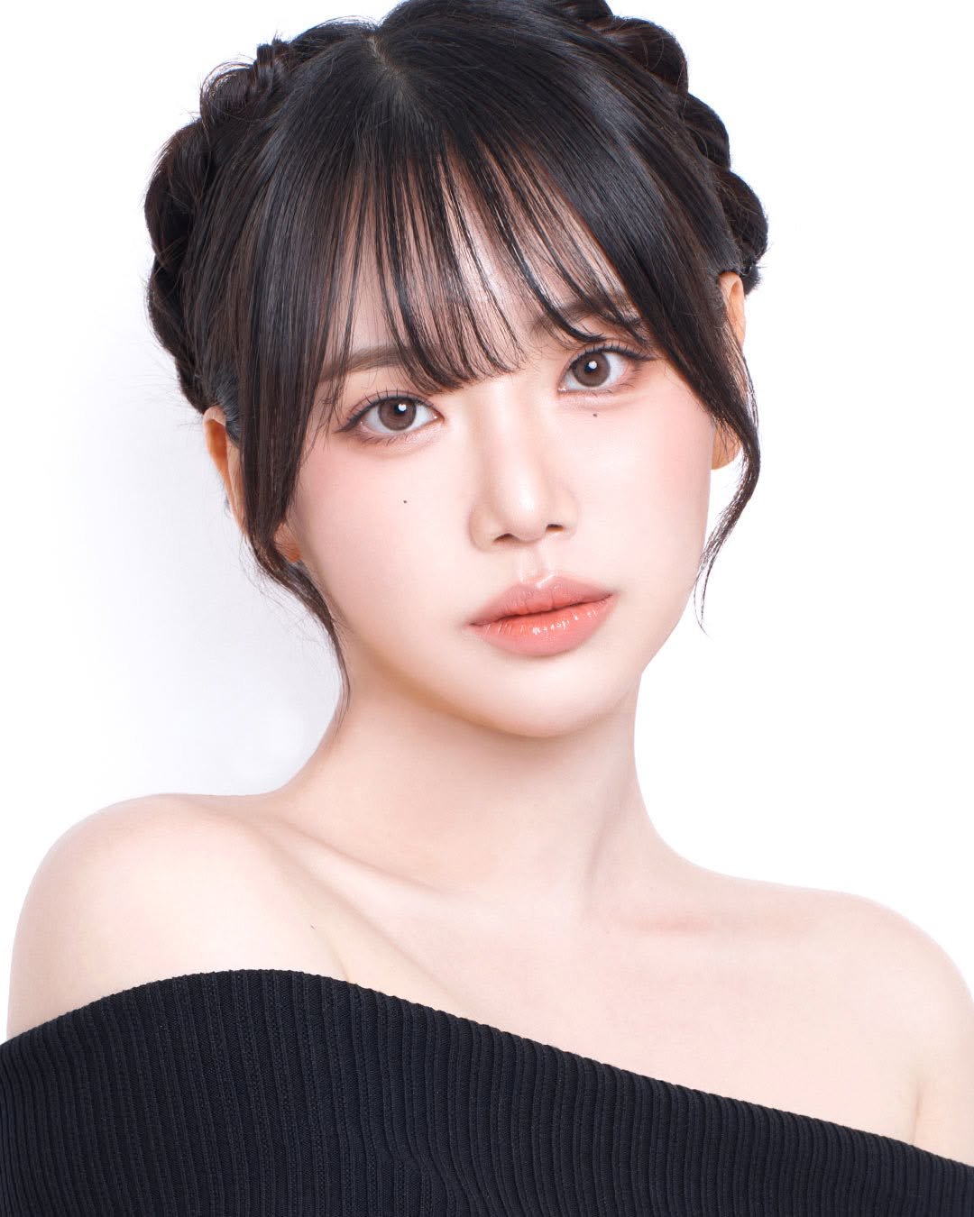 Photo shared by 프레피 스튜디오(압구정로데오사진관⋅서면사진관⋅증명사진) on March 26, 2025 tagging @preppy_studio.