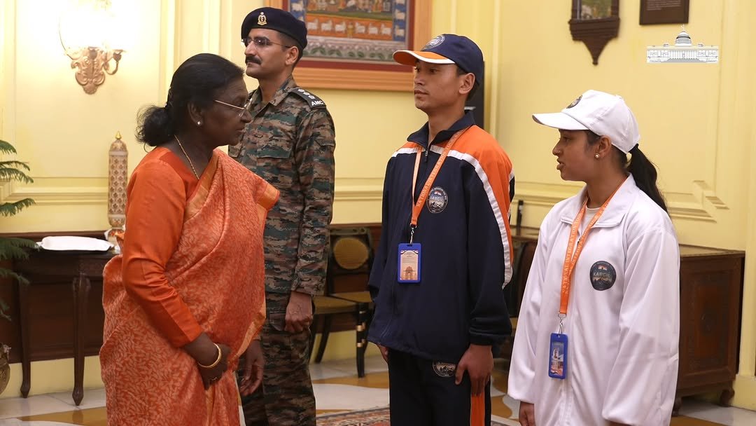 presidentofindia 게시물 이미지: राष्ट्रपति द्रौपदी मुर्मु ने कारगिल से आए...