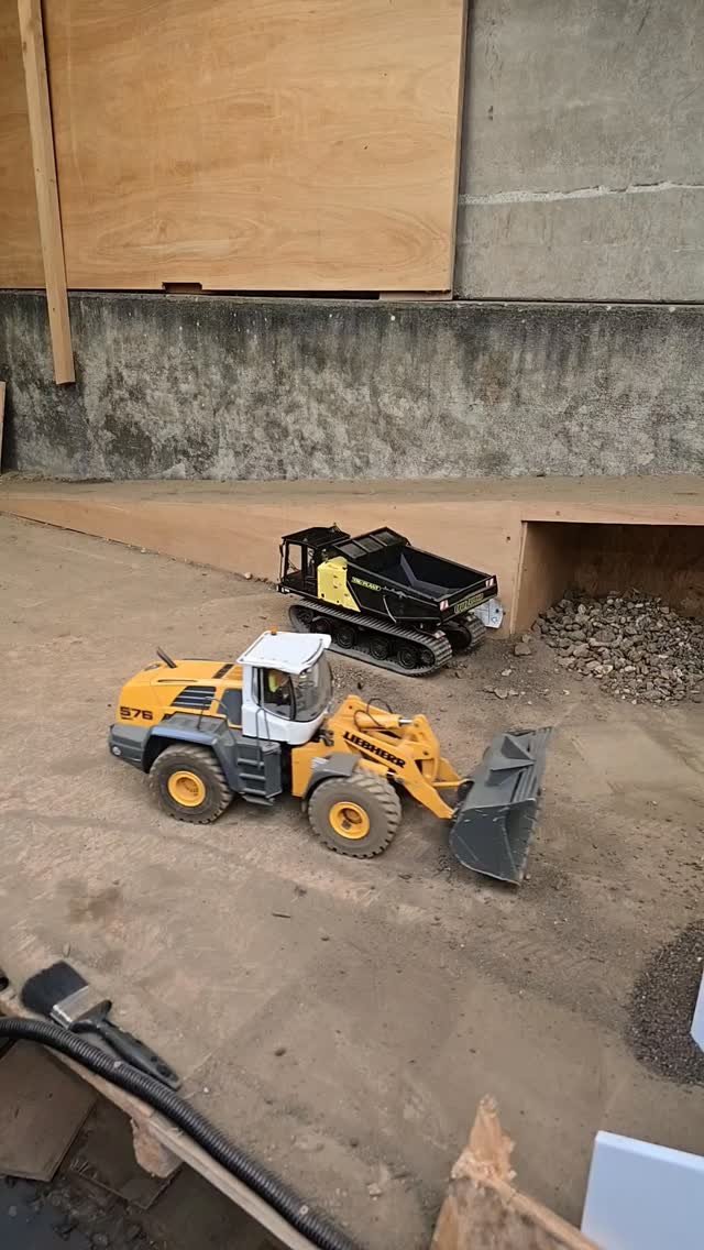 pro_rc_construction 게시물 이미지: #liebherr #loader #rc #komatsu #toys
