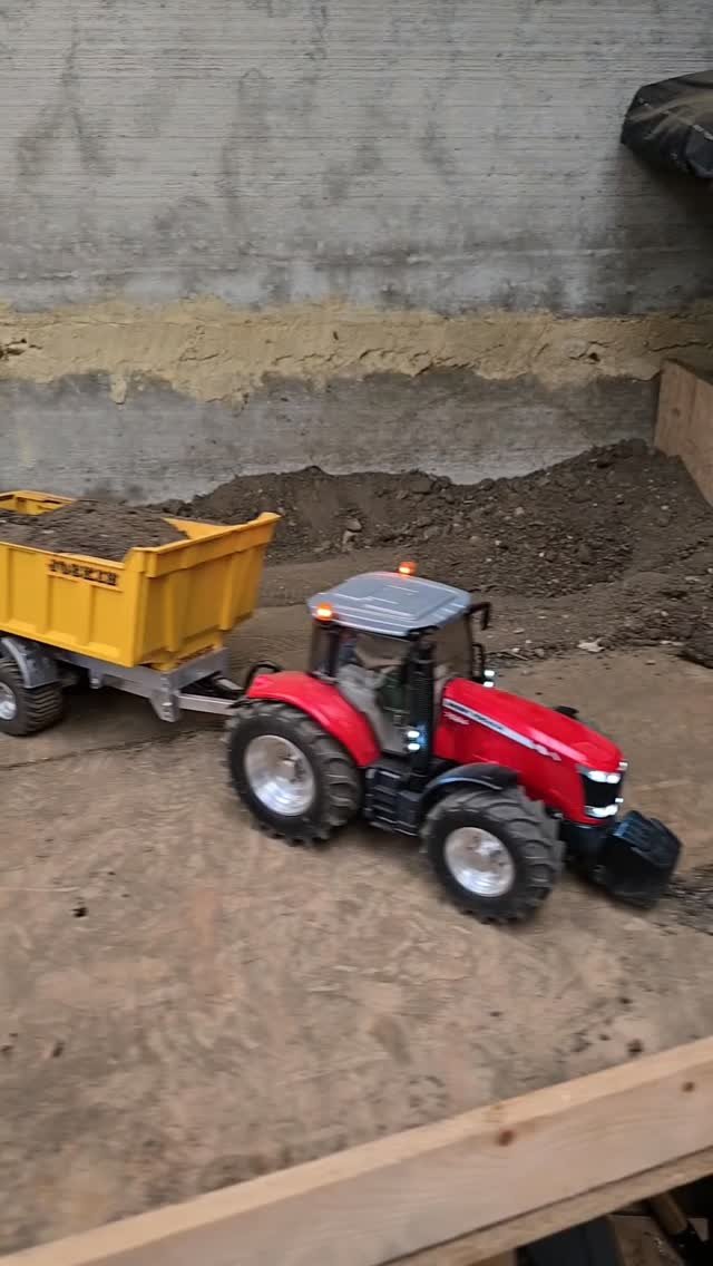 pro_rc_construction 게시물 이미지: #rc #tractor #toy #dubai #excavator