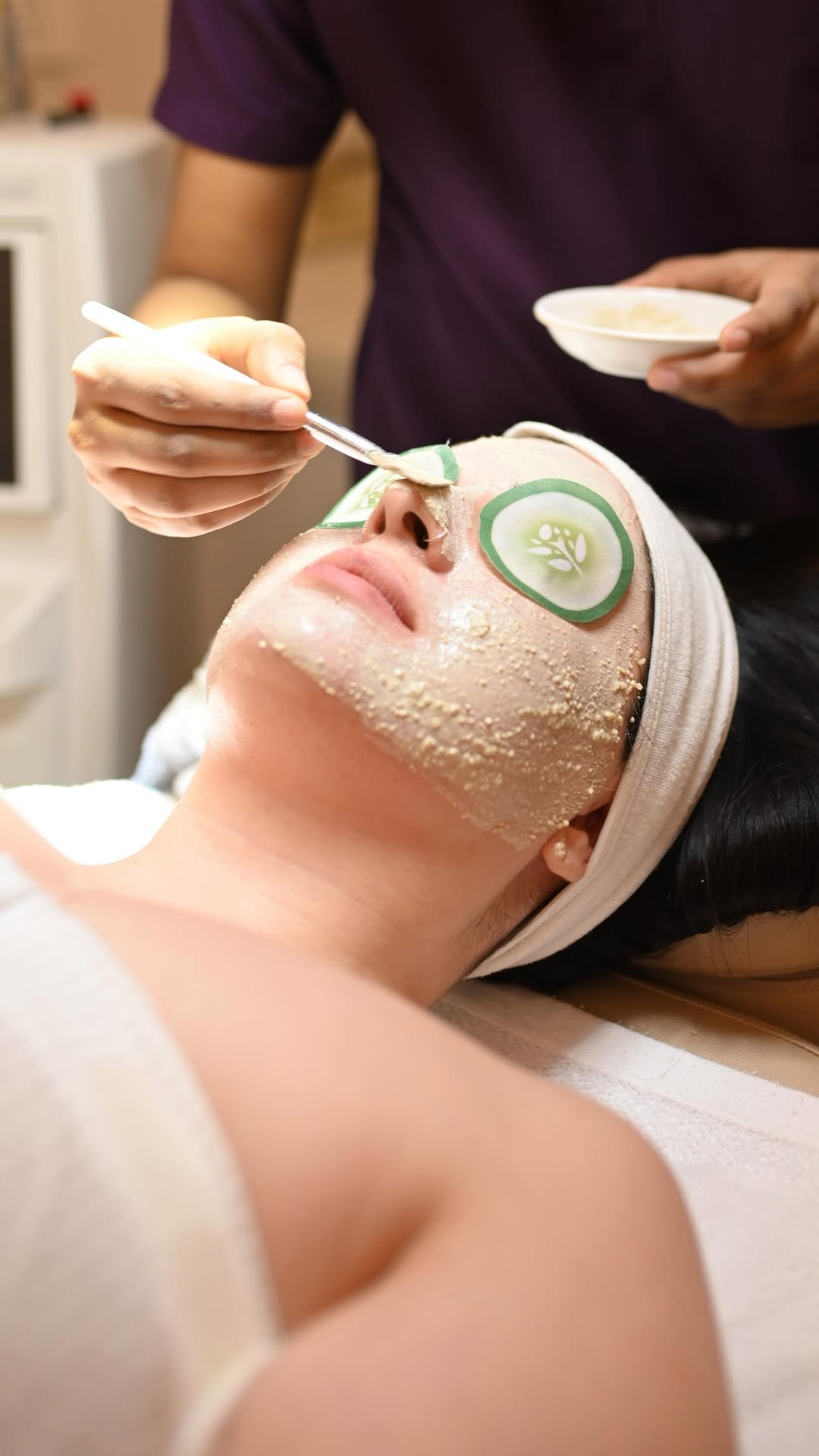 professordrbrajpaltyagi 게시물 이미지: Your glow starts here. Let our experts help...