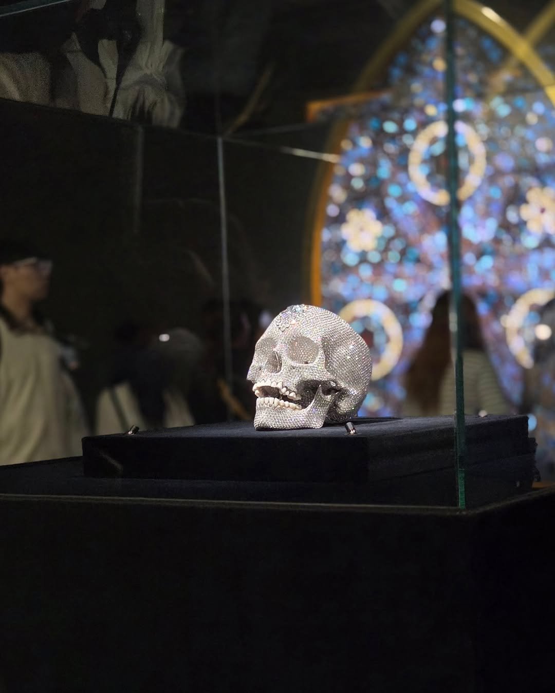 Photo by 푸른숲주니어 on April 22, 2026. May be an image of sculpture and text.