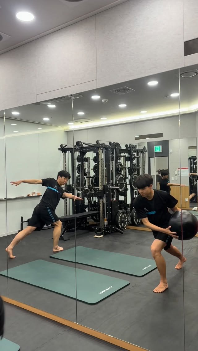 pt.studio_ 게시물 이미지: 오늘 선 시범단 소속 선수 2인을 대상으로 50분간의 고밀도...