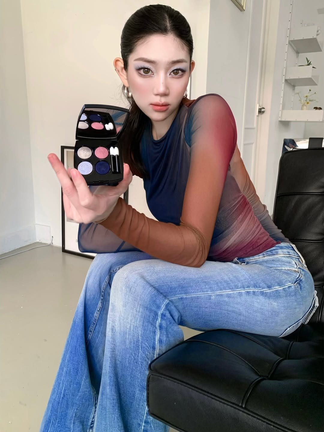 Photo shared by 황지현 on February 19, 2026 tagging @chanel.beauty.korea. May be an image of one or more people, makeup, lipstick and text.