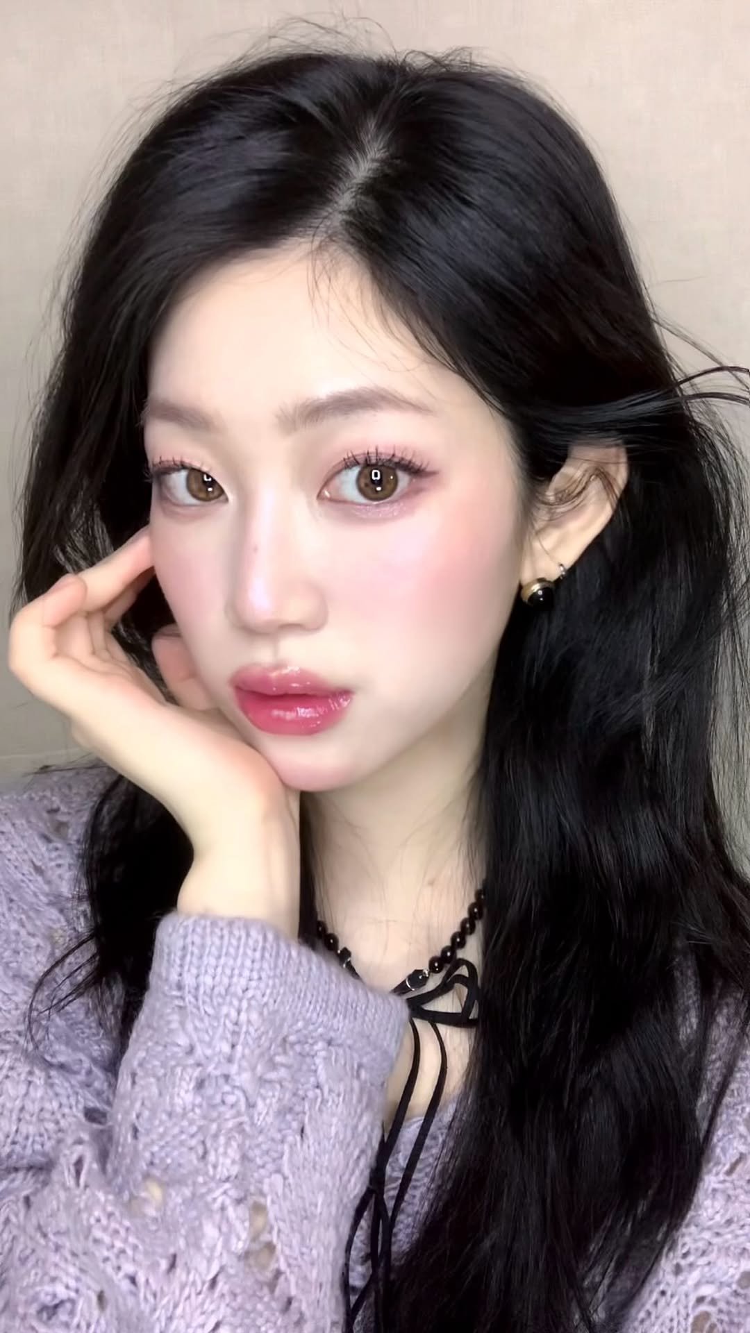 pure_hwang 게시물 이미지: 인간 블루베리 되는 메이크업🫐💜