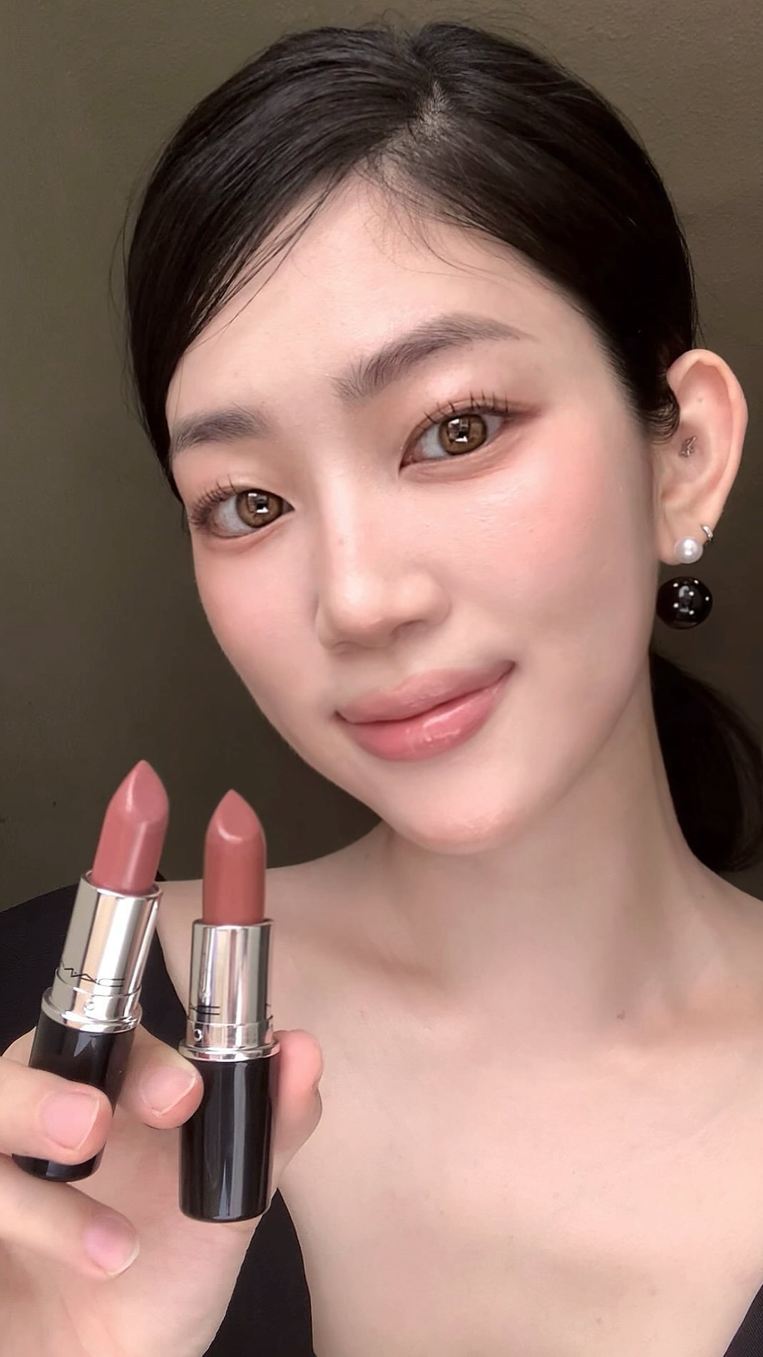 pure_hwang 게시물 이미지: #광고 맥의 품절 대란 미러 글로우 립🫦🪞
평소 제가 너무 사랑하는 맥의
맥 NEW...