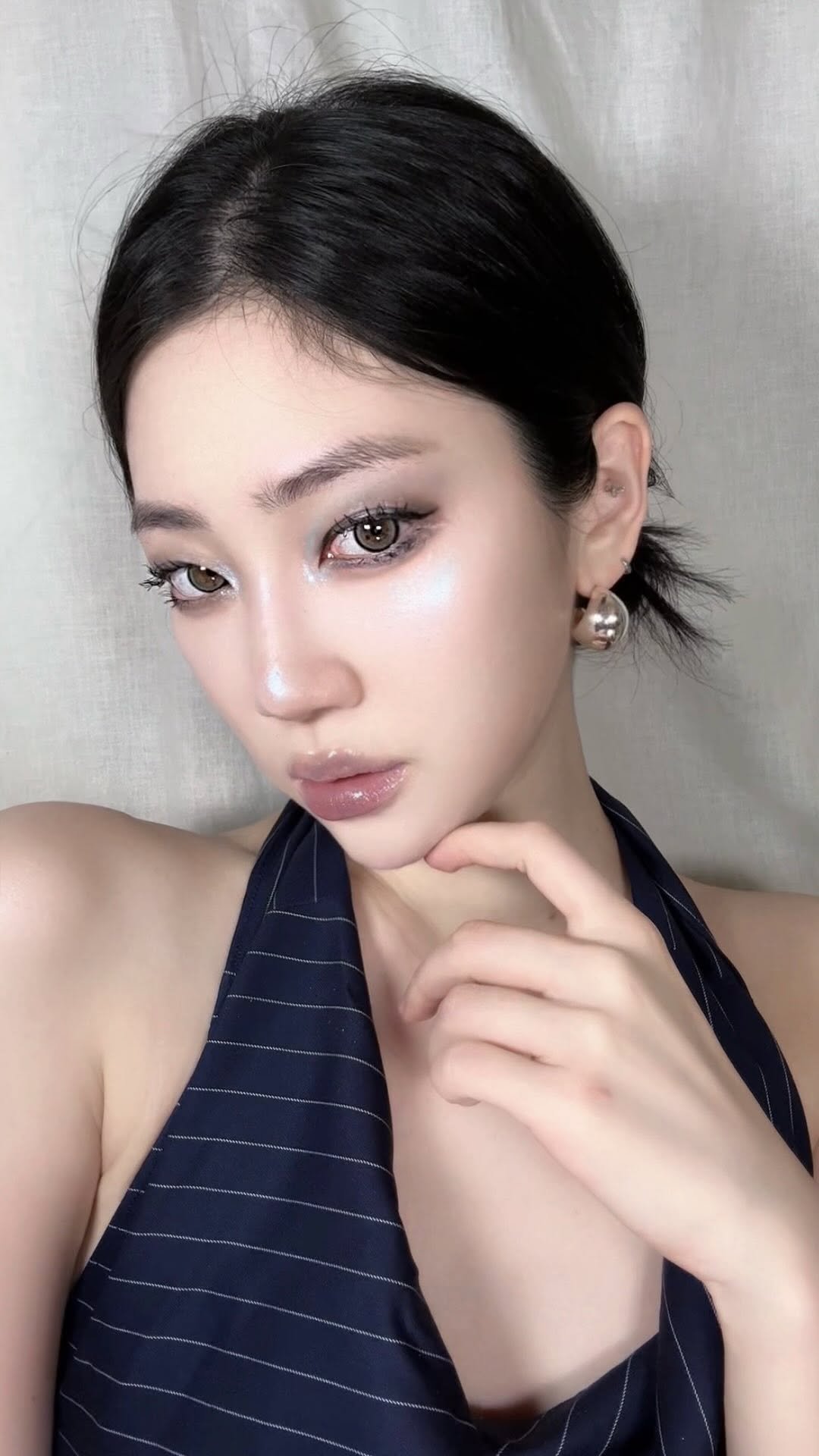 pure_hwang 게시물 이미지: 더우니까 아이스 메이크업🧊⛓️