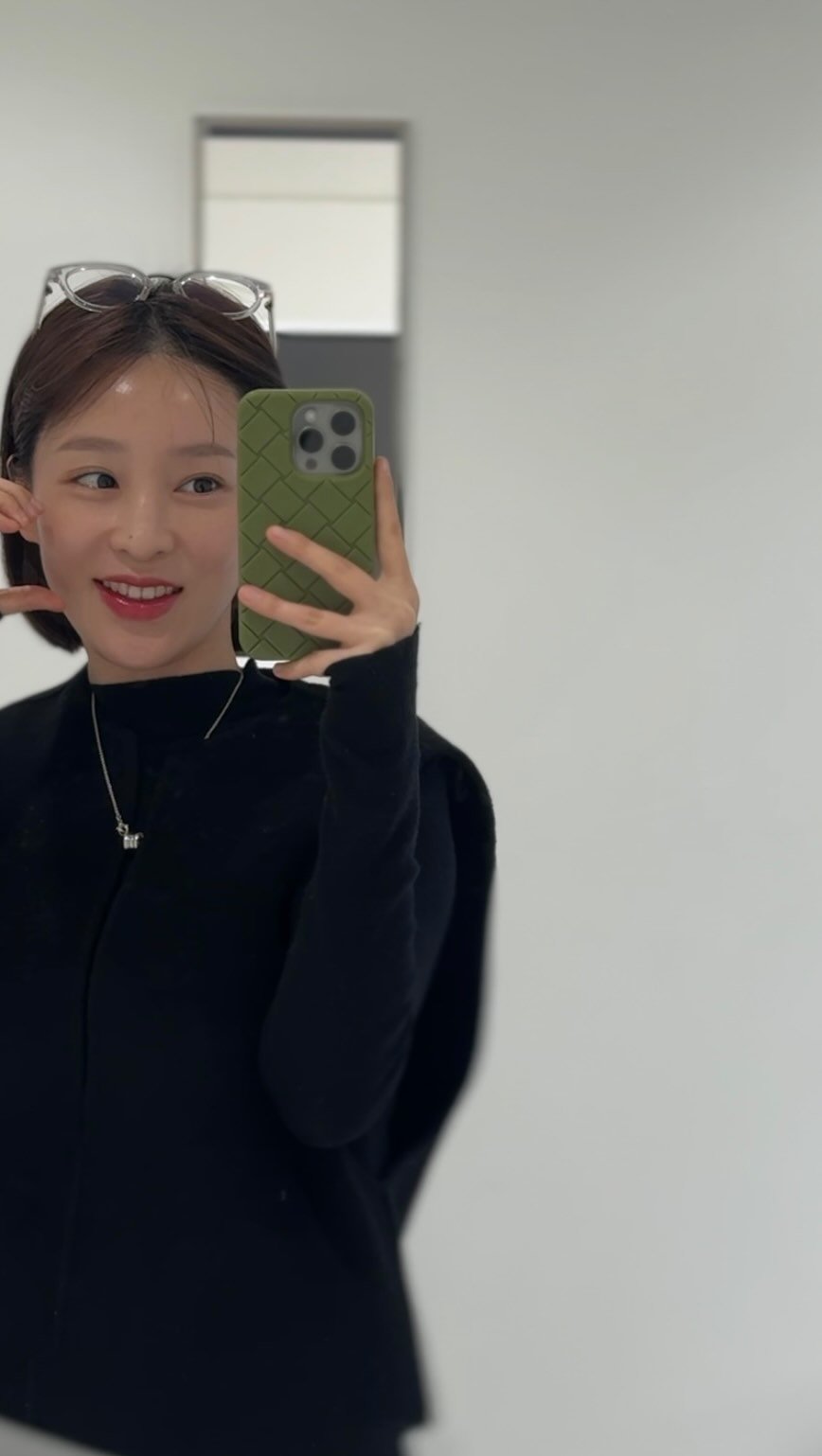 purie_cha 게시물 이미지: 2025년은
감동의 눈물로 시작해
마지막은 행복하게 안녕💖

2026년에는
모두에게...