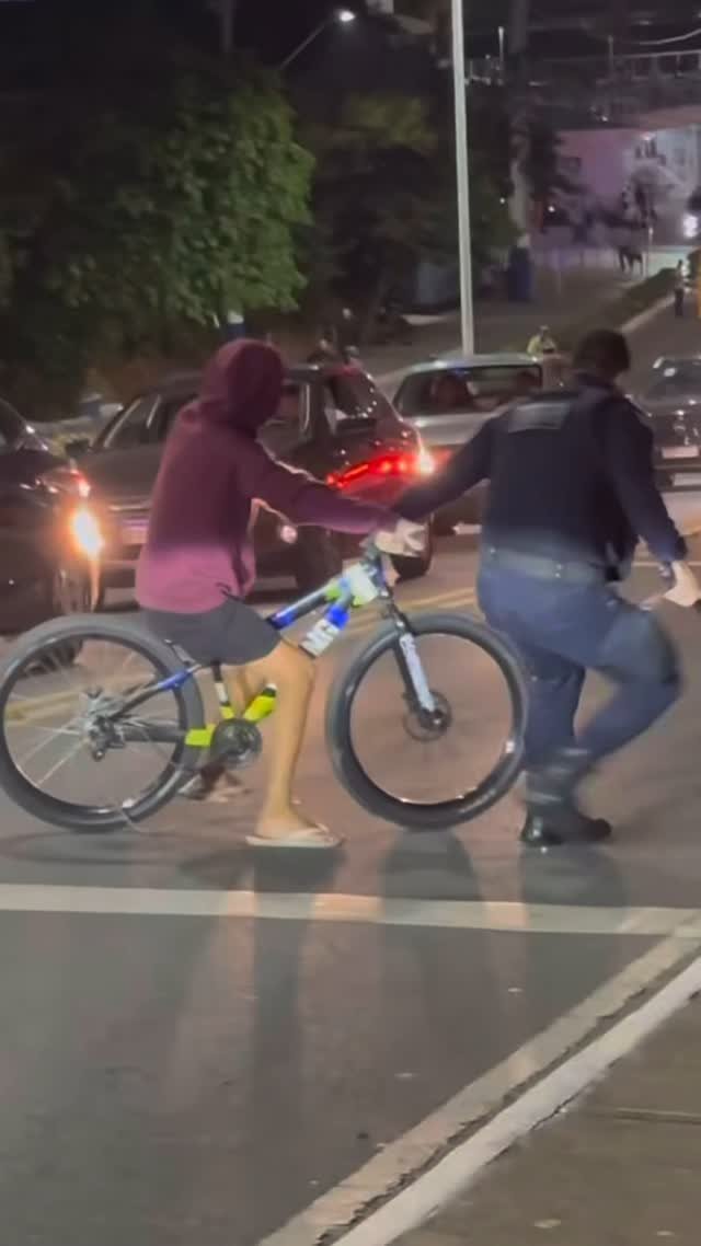 puyol46_ 게시물 이미지: Oque vocês acham disso? Tudo por causa de bike...