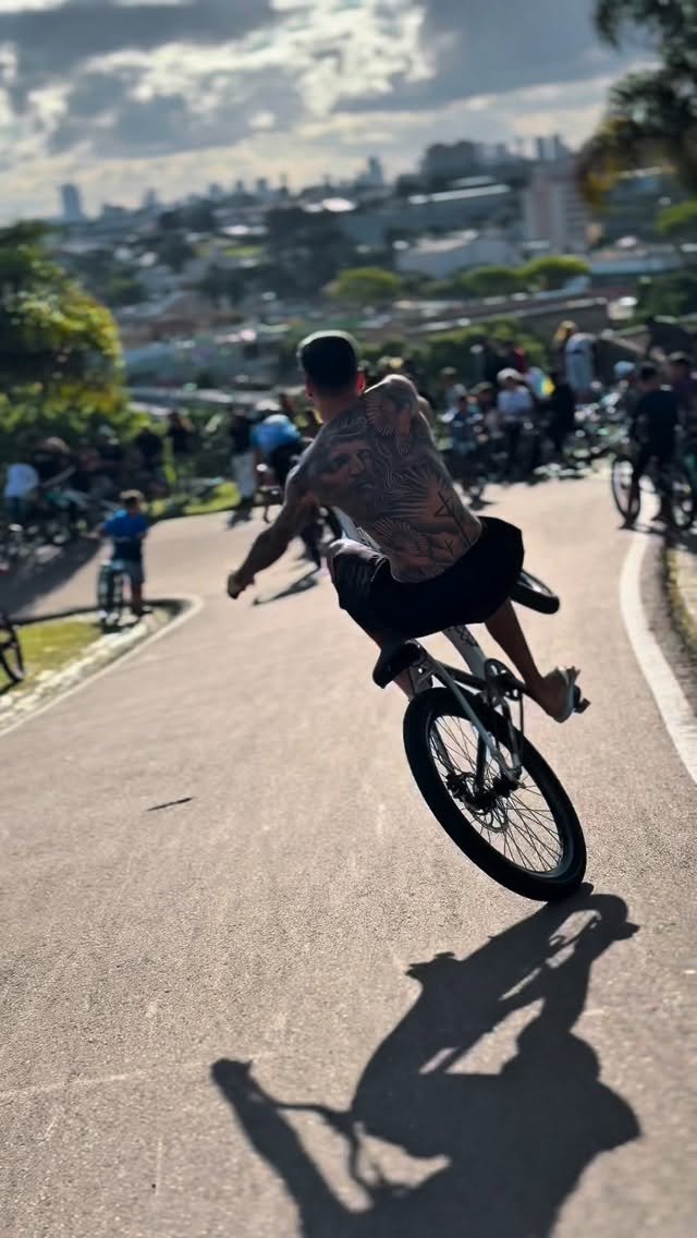 puyol46_ 게시물 이미지: Meio de evento 🔥🔥
•
•
•
“
•
#grau...