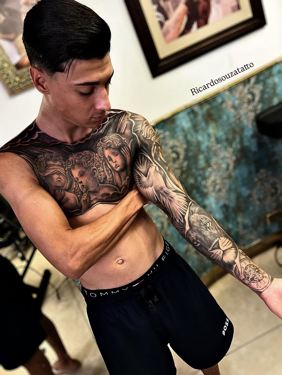 Photo by R I C A R D O   S O U Z A     T A T T O O in Piracicaba, Sao Paulo with @puyol46_, and @estudio_ricardosouza_tatuagem. May be an image of ‎text that says '‎Ricardosouzatatto Ricardosouzatatt.o FIGE ـ n OSS‎'‎.