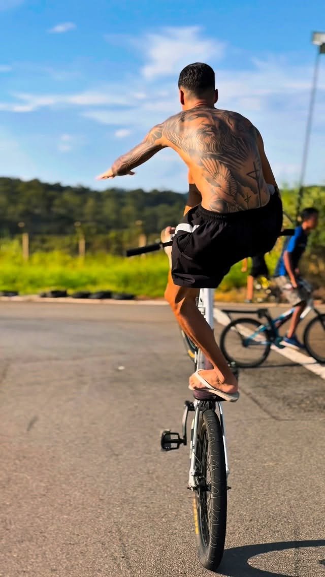 puyol46_ 게시물 이미지: Meio de evento 🔥
•
•
•
•
•
#grau #grauderua...