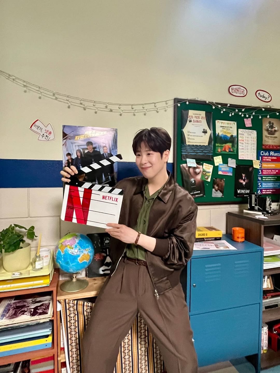 pyojihoon_official 게시물 이미지: 참교육 See u on netflix🔥