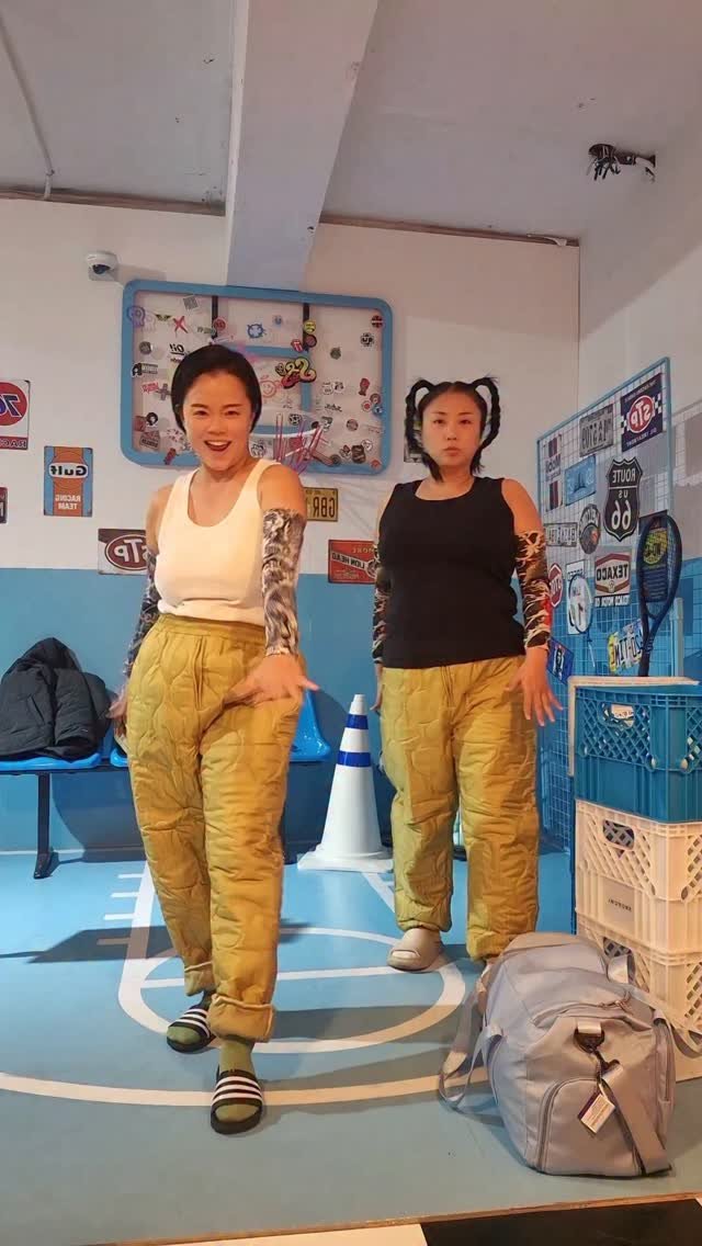 qgwqgw 게시물 이미지: 유튜브 #상여자들 #매끈매끈하다 #챌린지
#흉터 #현정 & #도끼 #심정은...