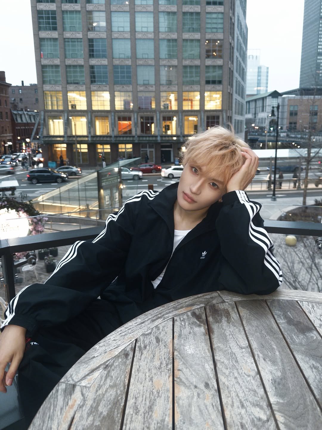 qisennn_ 게시물 이미지: in the city  #fyp