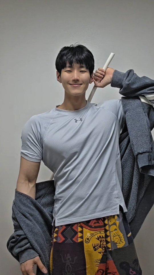 qkrgktkxks 게시물 이미지: ㅎㅎ 이런식으로 찍어야징