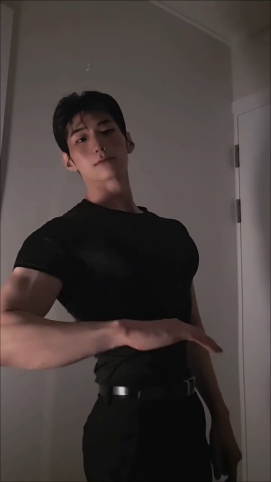 qkrgktkxks 게시물 이미지: 미안합니다 요청이 많았어요 한번만 할게요